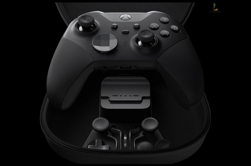 tay cam choi game Microsoft Xbox One Elite Series 2 7